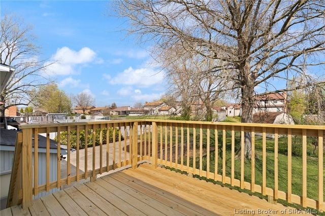 3015 Creek Ridge Drive, New Albany, IN 47150