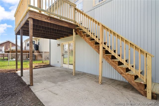 3015 Creek Ridge Drive, New Albany, IN 47150