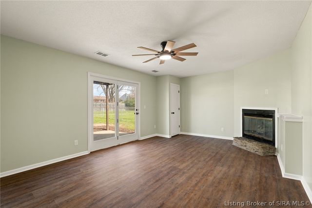 3015 Creek Ridge Drive, New Albany, IN 47150