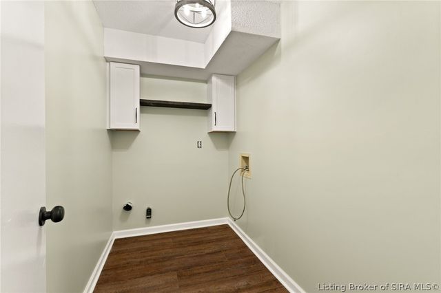 3015 Creek Ridge Drive, New Albany, IN 47150