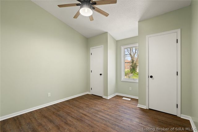 3015 Creek Ridge Drive, New Albany, IN 47150