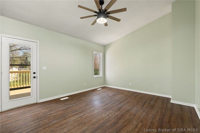 3015 Creek Ridge Drive, New Albany, IN 47150