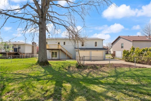 3015 Creek Ridge Drive, New Albany, IN 47150