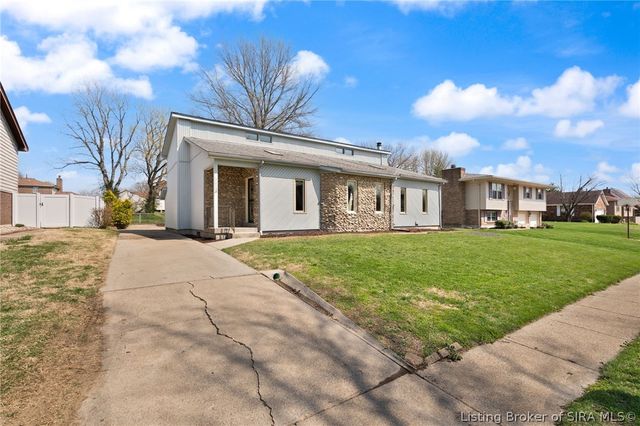 3015 Creek Ridge Drive, New Albany, IN 47150