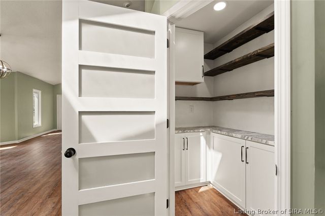 3015 Creek Ridge Drive, New Albany, IN 47150