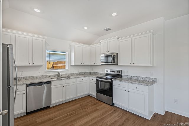 16044 Imes Way, Lytle, TX 78052