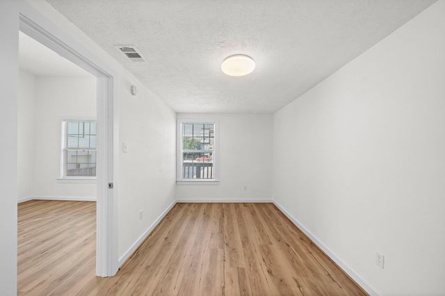 1414 Shearn Street B, Houston, TX 77007