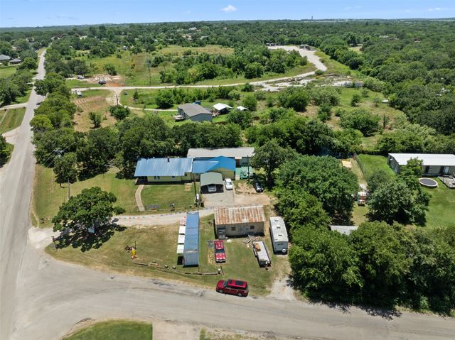 2800A E Renfro Street, Burleson, TX 76028