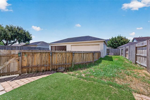 16735 Pine Castle Drive, Houston, TX 77095