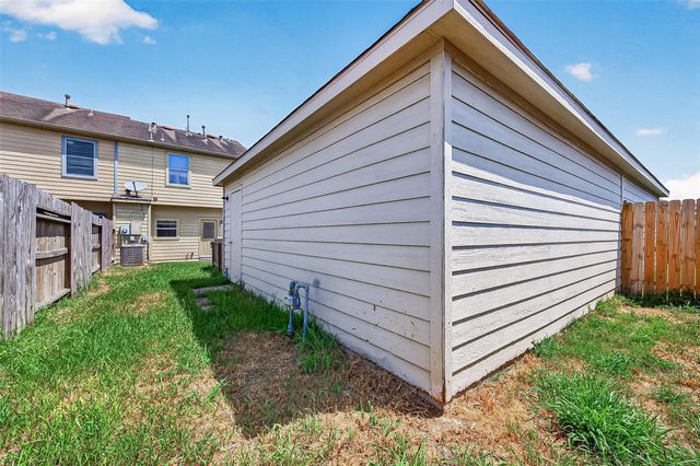 16735 Pine Castle Drive, Houston, TX 77095