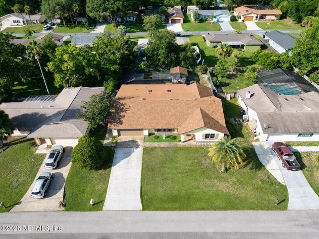 10 BLACKBURN Place, Palm Coast, FL 32137