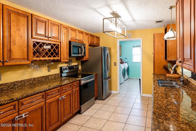 10 BLACKBURN Place, Palm Coast, FL 32137