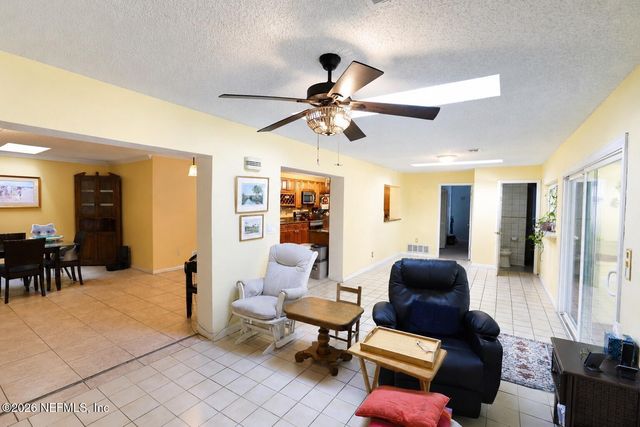 10 BLACKBURN Place, Palm Coast, FL 32137