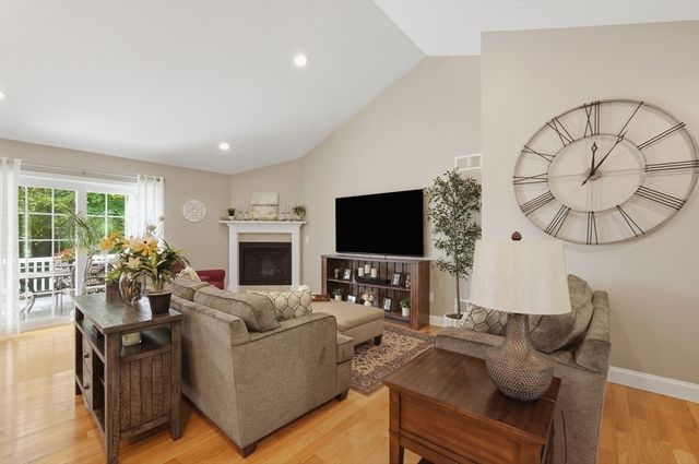 1001 Bayberry Drive, Dighton, MA 02715