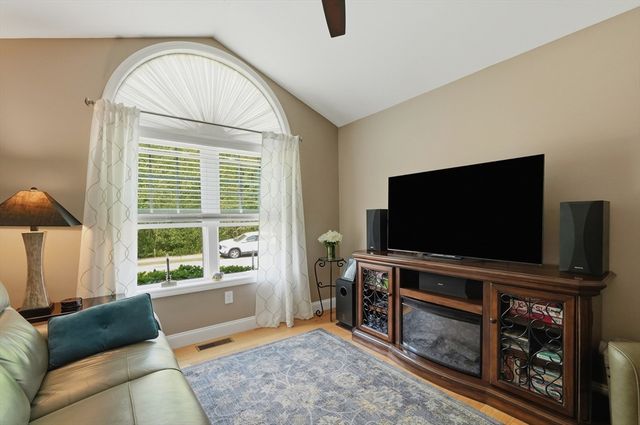 1001 Bayberry Drive, Dighton, MA 02715