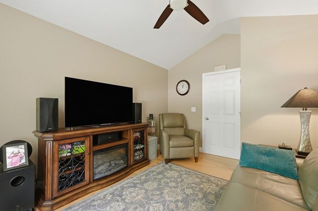 1001 Bayberry Drive, Dighton, MA 02715