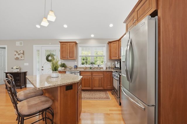 1001 Bayberry Drive, Dighton, MA 02715