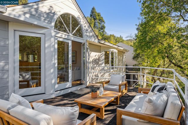 11 EL CAMINITO, Orinda, CA 94563