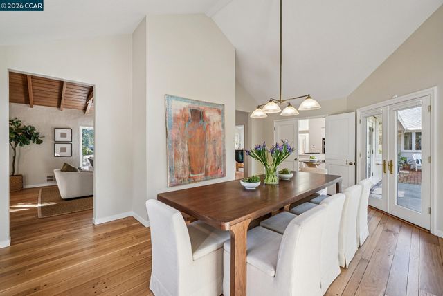 11 EL CAMINITO, Orinda, CA 94563