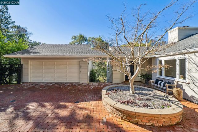 11 EL CAMINITO, Orinda, CA 94563