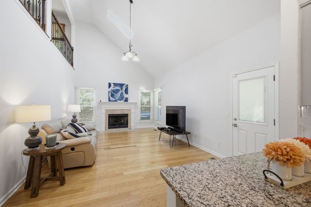 128 Spy Glass Way, Hendersonville, TN 37075