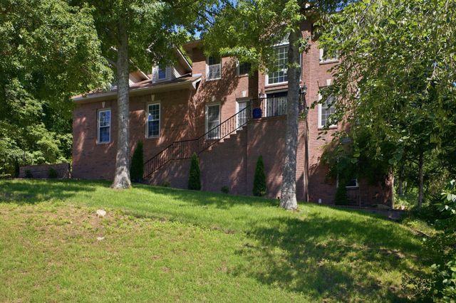 128 Spy Glass Way, Hendersonville, TN 37075