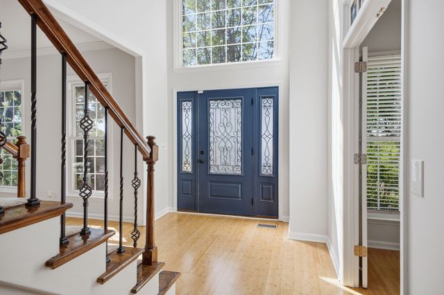 128 Spy Glass Way, Hendersonville, TN 37075