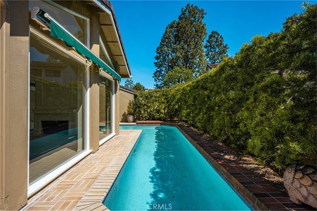 5 Rue Fontainbleau, Newport Beach, CA 92660