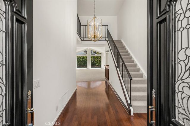 5 Rue Fontainbleau, Newport Beach, CA 92660