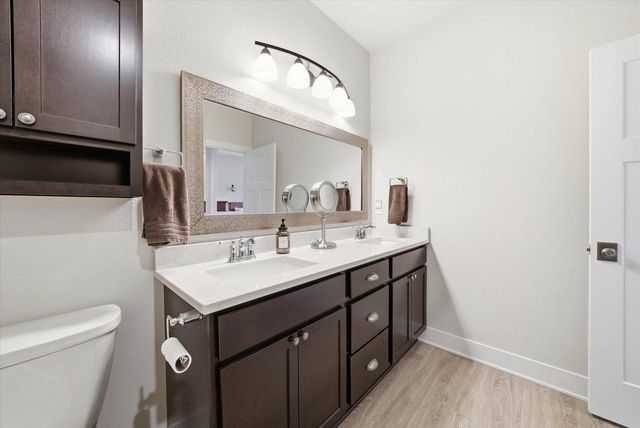 S70W15775 Sandalwood DRIVE, Muskego, WI 53150
