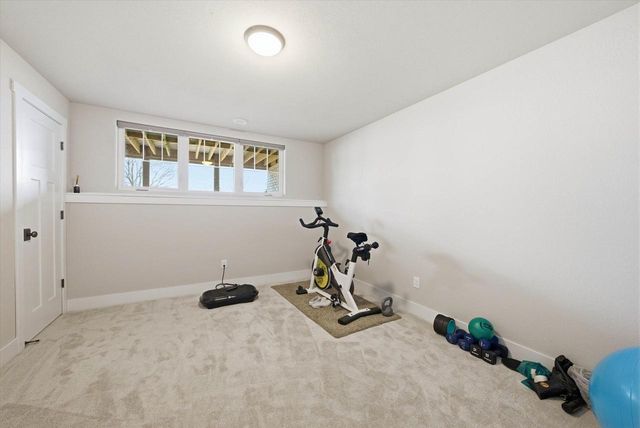 S70W15775 Sandalwood DRIVE, Muskego, WI 53150