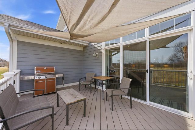 S70W15775 Sandalwood DRIVE, Muskego, WI 53150