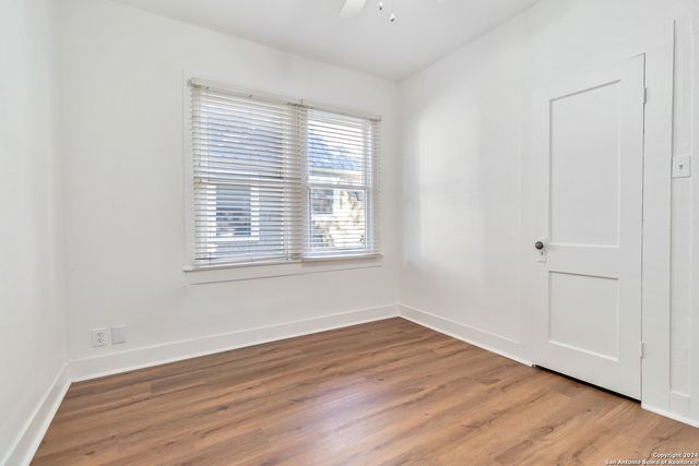 749 E ASHBY PL, San Antonio, TX 78212