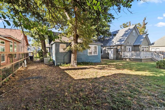 749 E ASHBY PL, San Antonio, TX 78212