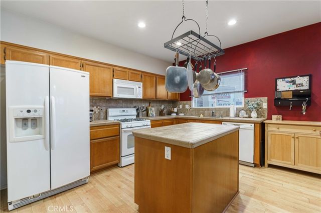 13466 Viejo, Victorville, CA 92392