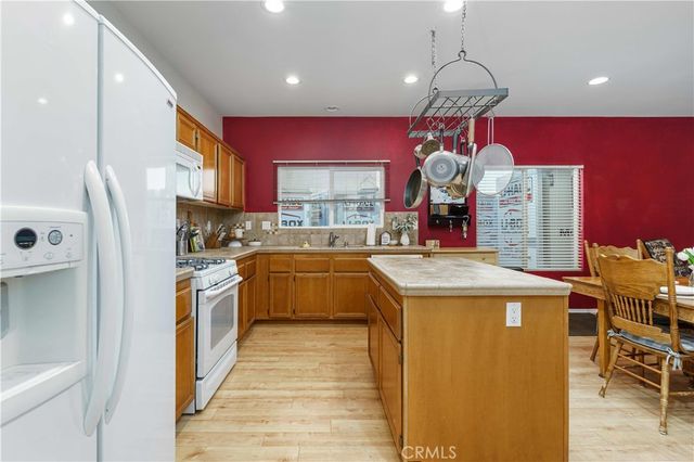 13466 Viejo, Victorville, CA 92392