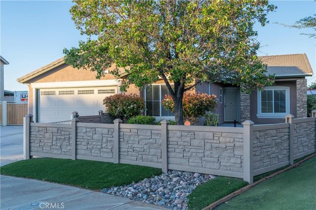 13466 Viejo, Victorville, CA 92392