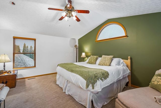 8910 SEDONA Court, Lewis Center, OH 43035