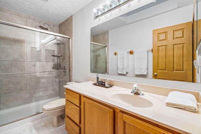 8910 SEDONA Court, Lewis Center, OH 43035