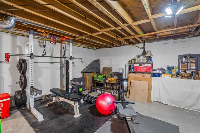 8910 SEDONA Court, Lewis Center, OH 43035