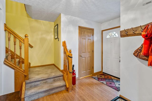 8910 SEDONA Court, Lewis Center, OH 43035