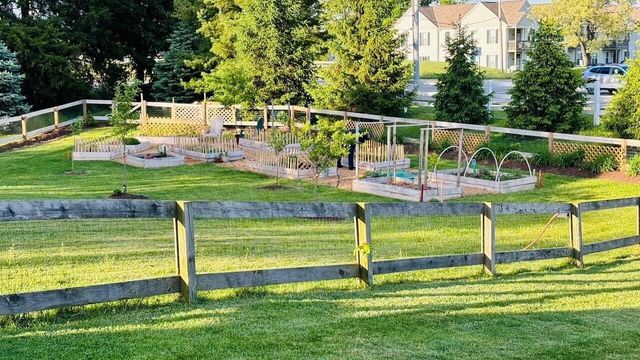 8910 SEDONA Court, Lewis Center, OH 43035