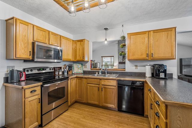 8910 SEDONA Court, Lewis Center, OH 43035