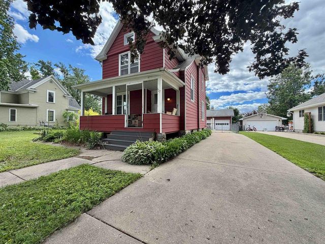 127 Weber Street, Walworth, WI 53184