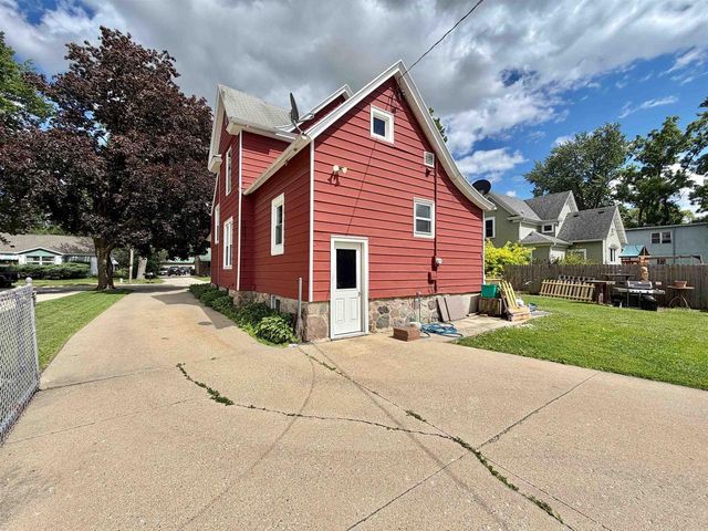 127 Weber Street, Walworth, WI 53184