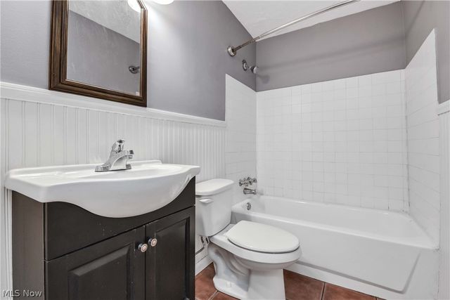 12029 Clifton Boulevard 204, Lakewood, OH 44107