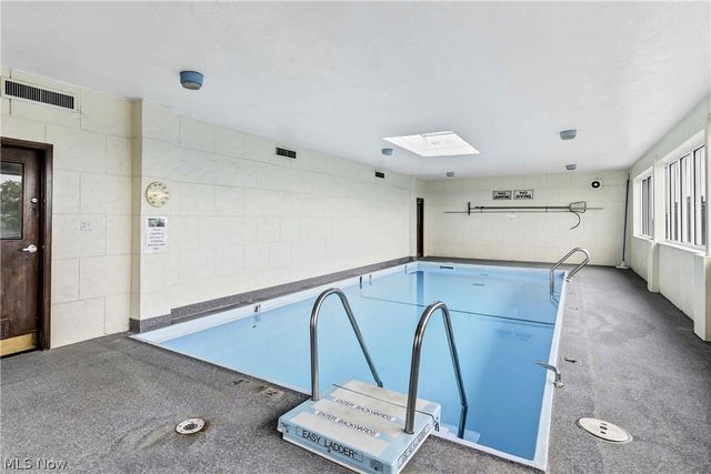 12029 Clifton Boulevard 204, Lakewood, OH 44107