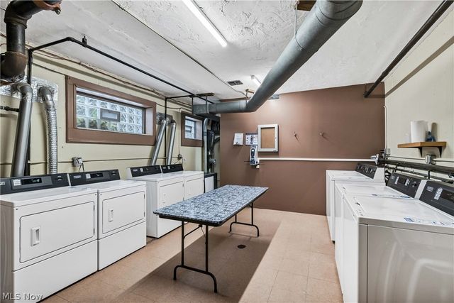 12029 Clifton Boulevard 204, Lakewood, OH 44107