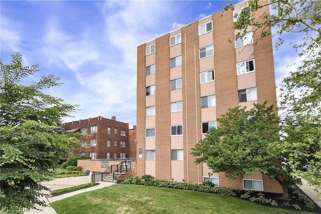 12029 Clifton Boulevard 204, Lakewood, OH 44107