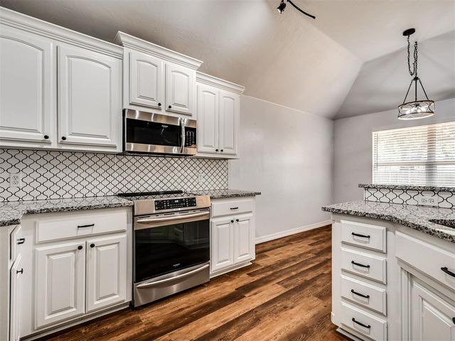 11108 SW 8th Street, Yukon, OK 73099